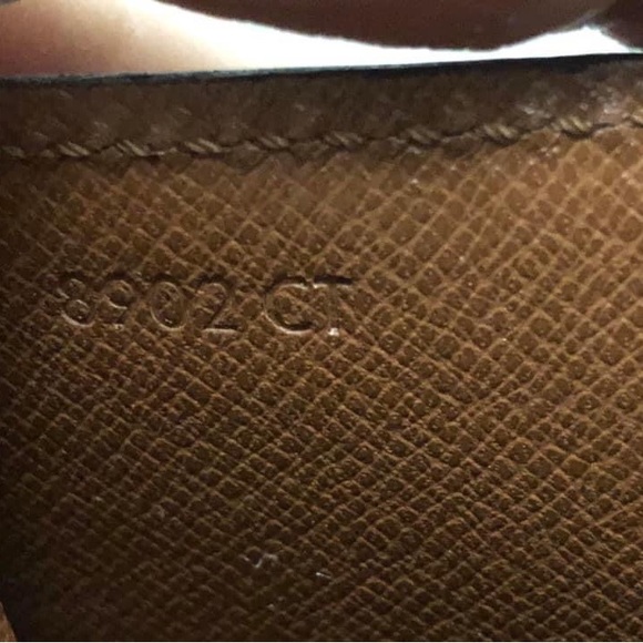 Authentic LV Document Bag - Picture 3 of 16